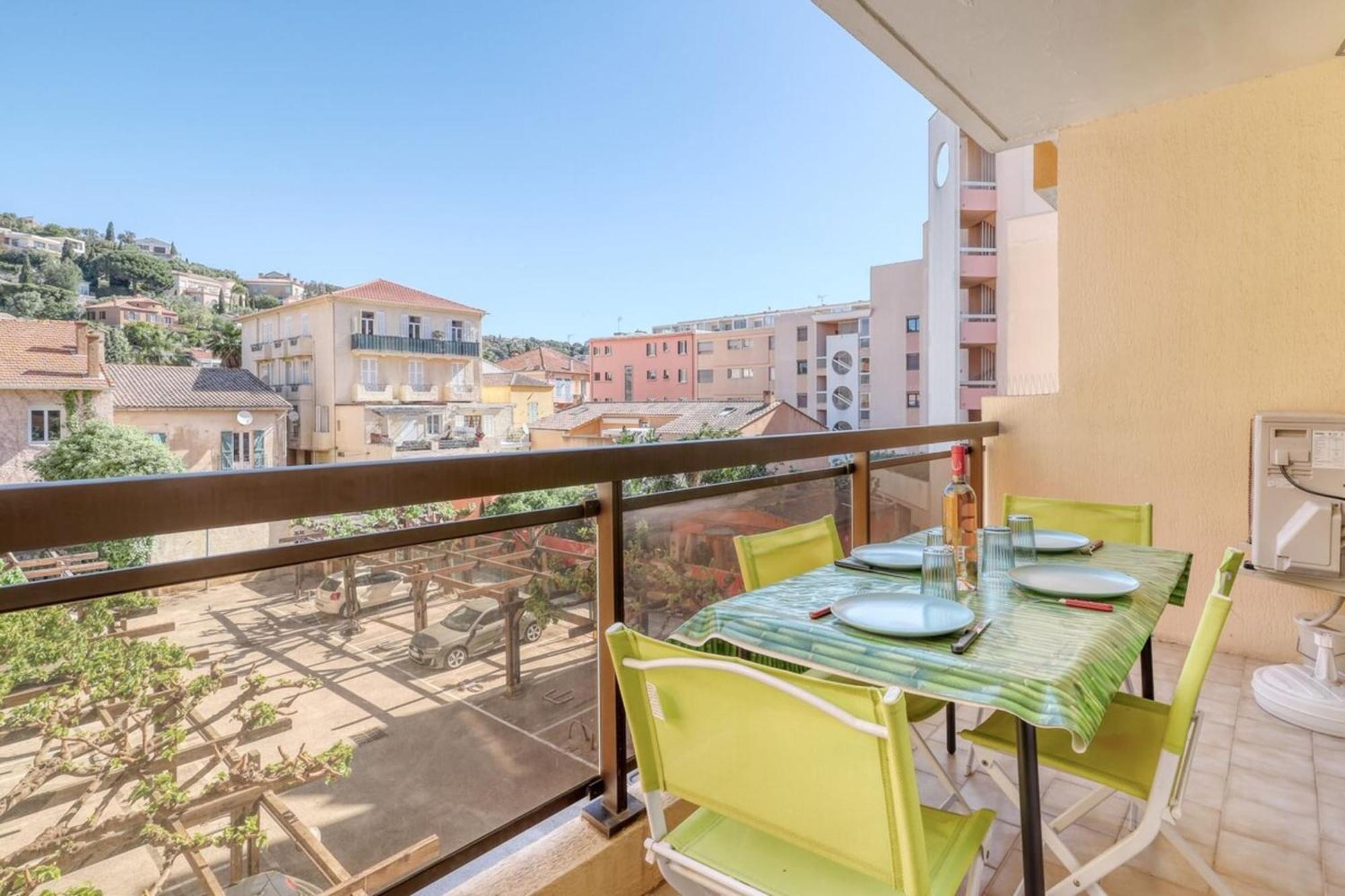 Lavandou - T2 In The City Center - 200 M From The Sea Le Lavandou Eksteriør billede